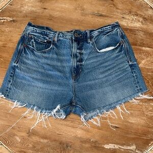 AMERICAN EAGLE 90’s Boyfriend Blue Jean Shorts Cutoffs, Size 10